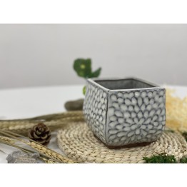 O2112023 四方孔雀花盆 Ceramic Pot