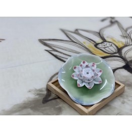 B2112022E 綠冰小碟蓮花香托 Ceramic Stick Incense Burner Holder, Lotus, Gradient Green Plate